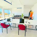 Hostel Area Surf House Muros